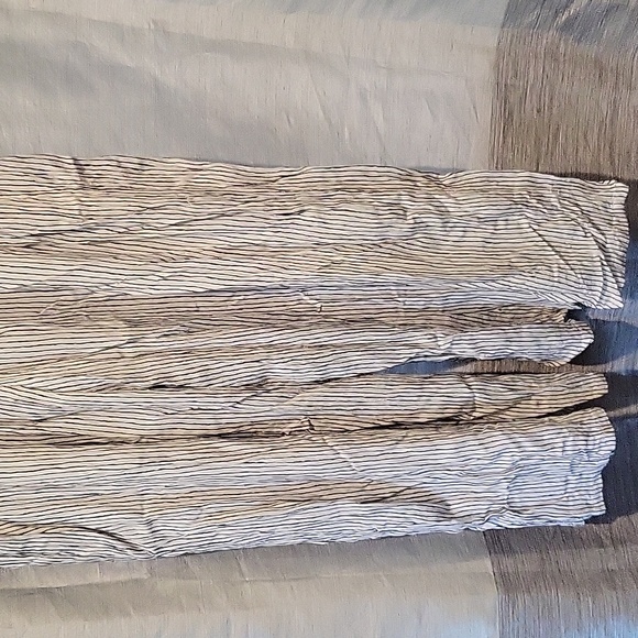 American Eagle Jumpsuit - Picture 9 of 14